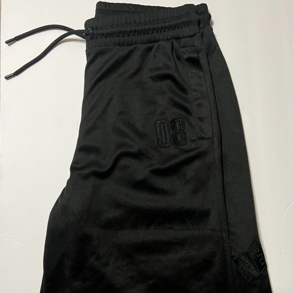 H&M Black Varsity Shorts - Picture 3 of 3